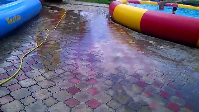 Водные горки в Тирасполе смотреть онлайн