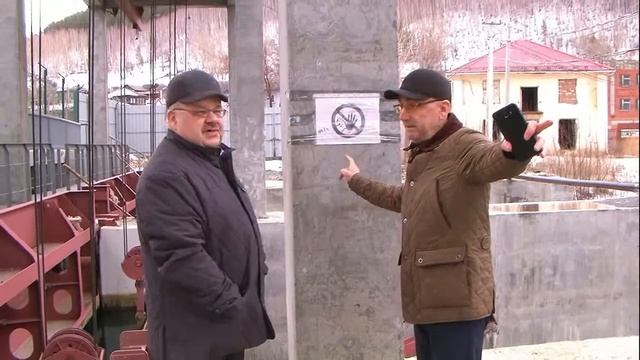 Сюжет слив пруда через плотину. смотреть онлайн