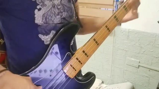 Beautiful Ones ( Bass cover ) смотреть онлайн