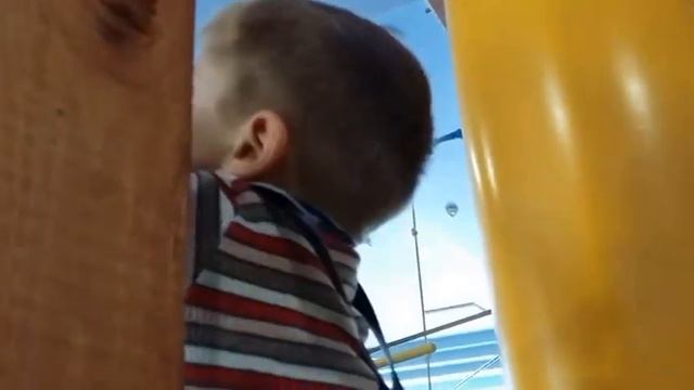 Отдыхаем в развлекательном комплексе детская плаета. смотреть онлайн