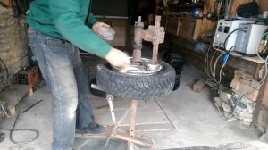 Самодельный шиномонтажный станок