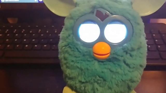 When Furby Is Born... смотреть онлайн