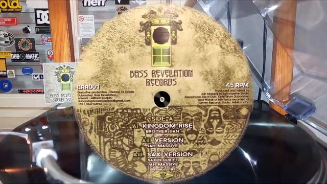 Brother Dan, Jah Massive, Sax N Dub – Kingdom Rise & Version 1 & 2 – Side A смотреть онлайн