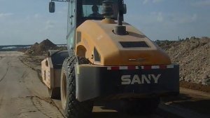 Тяжелый автогрейдер CHANGLIN PY165H и виброкаток SANY