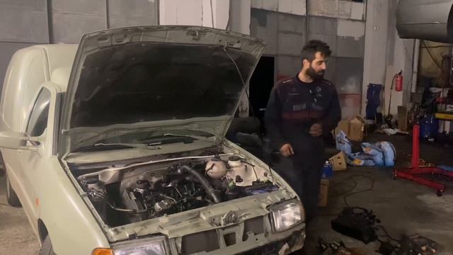 VW CADY 1.9SDİ turbo project , турбинирахме служебния пикап смотреть онлайн