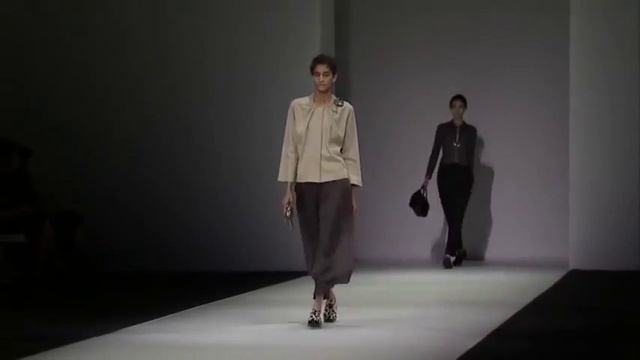 Коллекция Giorgio Armani весна-лето 2015. Полное видео показа смотреть онлайн