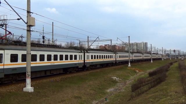 Электропоезд ЭП2Д-0154 сообщением "Ипподром - Москва Казанский вокзал" смотреть онлайн