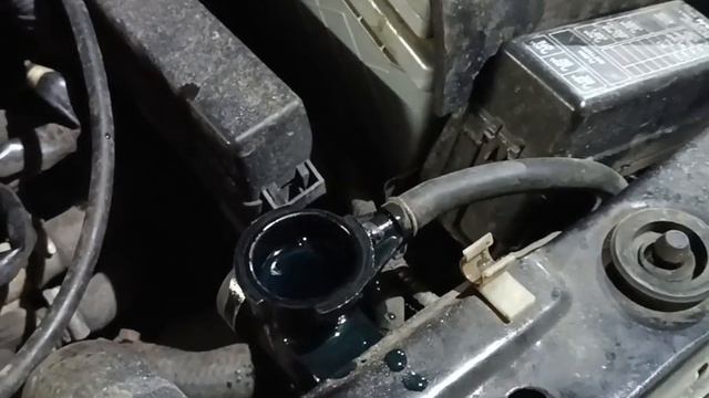 Ниссан микра к11 замена охлаждающей жидкости