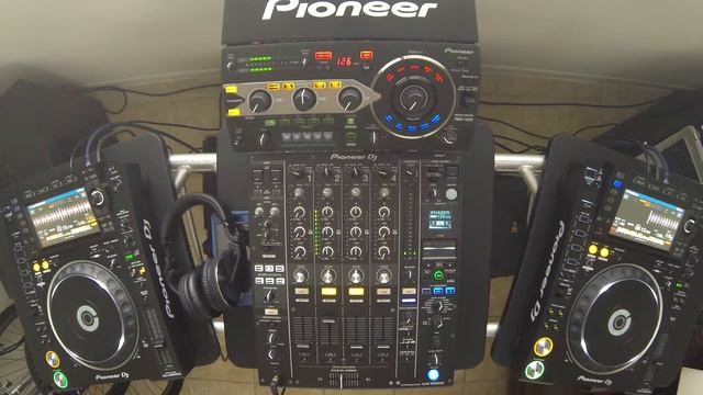 Genya M - Disco House Mix September 15th' 18, Pioneer cdj 2000nxs2, djm 900nxs2, rmx 1000 смотреть онлайн