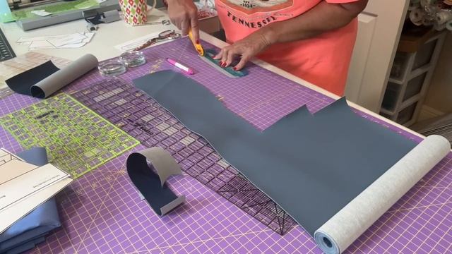 Cutting Out the Takisha Crossbody Bag by Kaur Threads смотреть онлайн