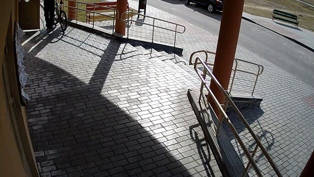 Камера 4. Вор крадет мой велик смотреть онлайн