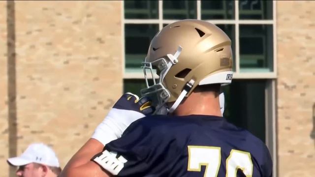 Comparing NFL Prospects to their Dads смотреть онлайн