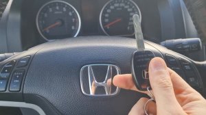 Чип Ключ Хонда СРВ 3 программирование автоключа зажигания в Минске.