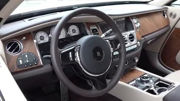 Тест драйв Rolls Royce Wraith - Обзор 2019 - самый мощный из Роллс-Ройсов.