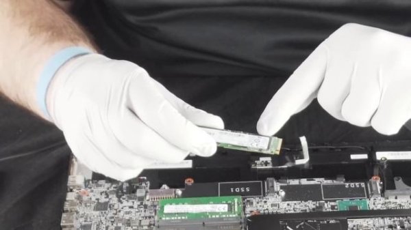 MSI GS65 Stealth (8SG) | How to Service, Upgrade & Fix Laptop (Teardown)