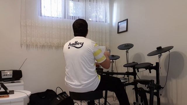 Drumming Song 10 (Barış Akarsu - Islak Islak) смотреть онлайн