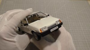 ВАЗ-2108 «спутник» 1:24 Hachette Легендарные советские автомобили №80