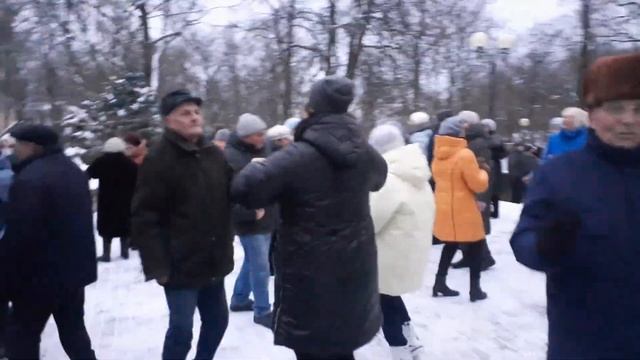 Новогодняя. Валерий Курас. В Гомельском парке культуры. 05.02.2023. смотреть онлайн