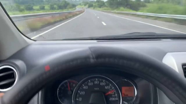 My Toyota Wigo Running at 160-180kph per hour смотреть онлайн