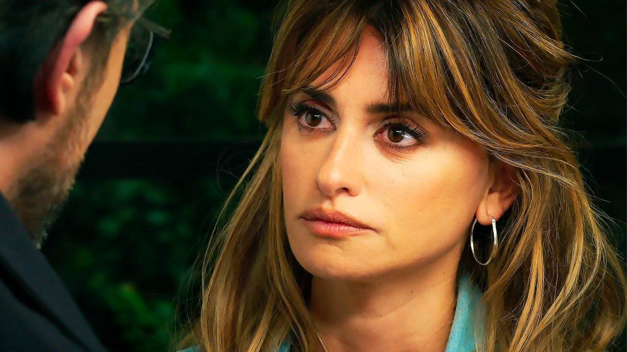 Параллельные матери (2021) фильм драма, мелодрама смотреть онлайн