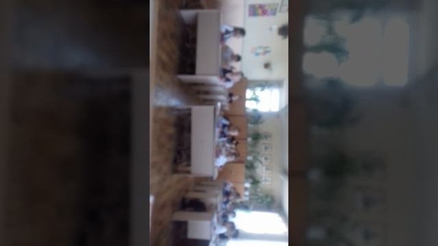 Урок музыки в школе когда мой друг принёс колонку смотреть неудобно смотреть онлайн
