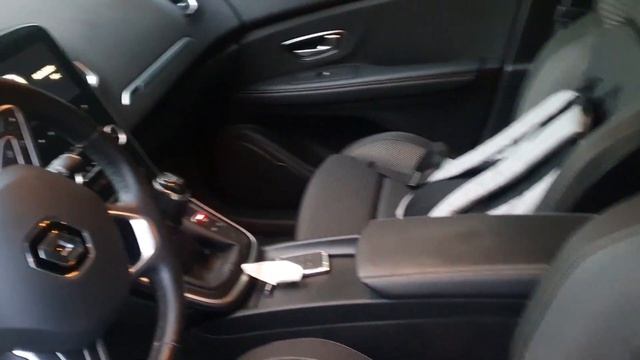 Привезли Renault SCENIC 4 [1.6 DCi]: дизельна бізнес-ракета. БЛІЦ-ОГЛЯД смотреть онлайн