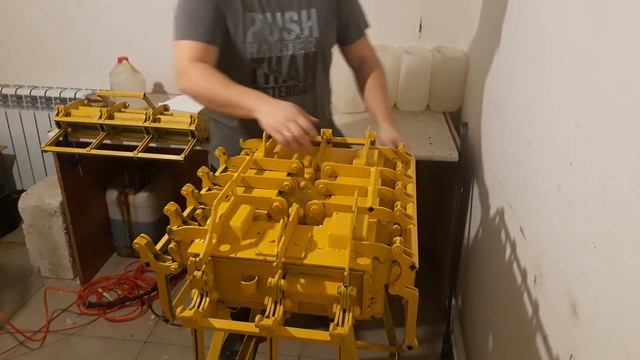 Заливка ульев из ППУ своими руками для своей пасеки Часть 3 Дно смотреть онлайн