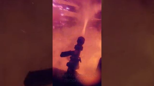 Стань настоящим спасателем, присоединяйся к команде МЧС #Shorts смотреть онлайн