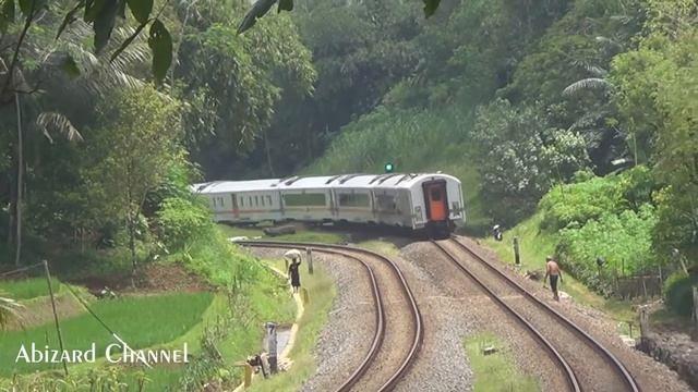 Spot Hunting Kereta Terbaru Seputaran DAOP V Purwokerto | Railfans Java смотреть онлайн