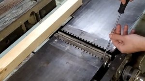 Как правильно выставить строгальные ножи на фуганке