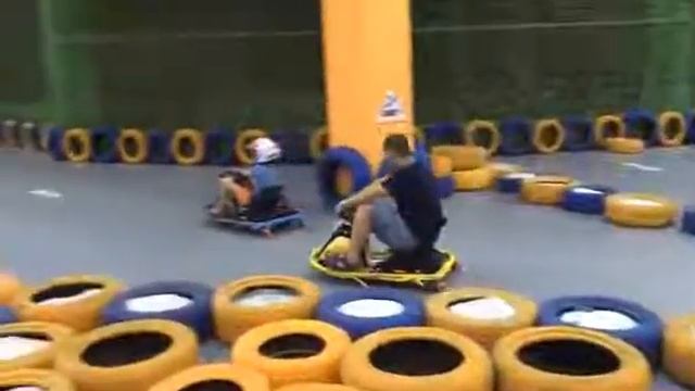 Электрокартинг! смотреть онлайн