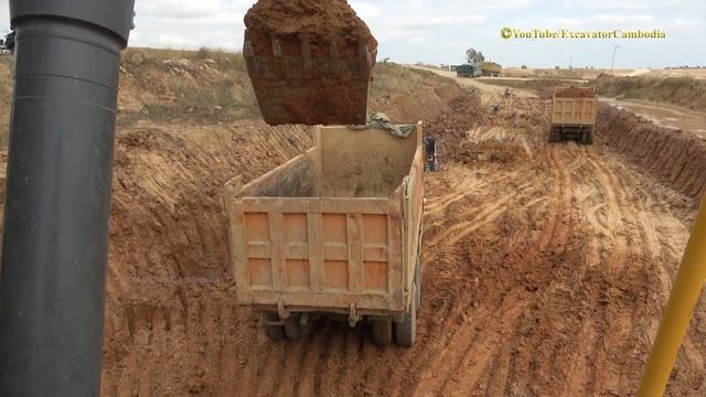 The Best Video Volvo Excavator Cutting Dirt Loading Into Dump Truck смотреть онлайн