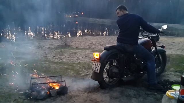 Как правильно разжигать костер смотреть онлайн