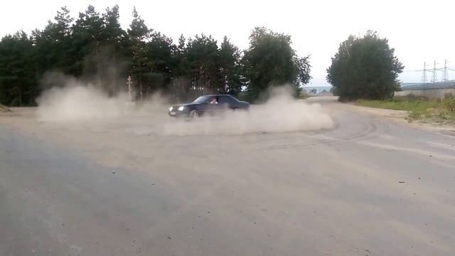 Дурачество Mercedes-Benz w124 2.3 M102 смотреть онлайн