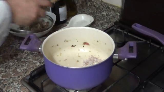 Risotto con Funghi Pioppini o Chiodini смотреть онлайн