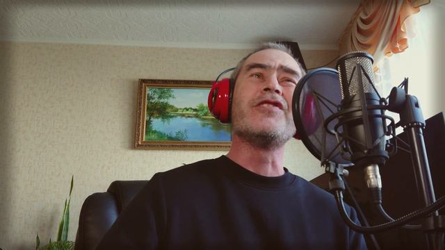 Олег Капралов - Казачий Дон (Михаил Шуфутинский) А на окне наличники, гуляй да пой станичники смотреть онлайн