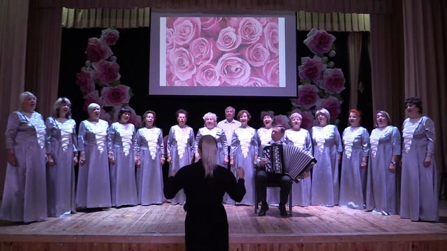 А я иду шагаю по Москве - народный коллектив хор им. Ю. Смирнова "Легенда" смотреть онлайн