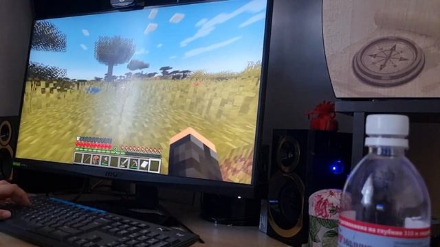 играю в Майнкрафт в конце телефон сел смотреть онлайн