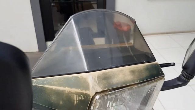 VESPA EXCEL 150CC th 1991 original paint, parts banyak orinya, yuk di review.. gurih uyy gurih смотреть онлайн