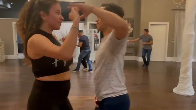 Bachata Sensual 6-Week Training Program | Anastasia & Jovanny | Que Haces Con El Dani J Marco Puma смотреть онлайн