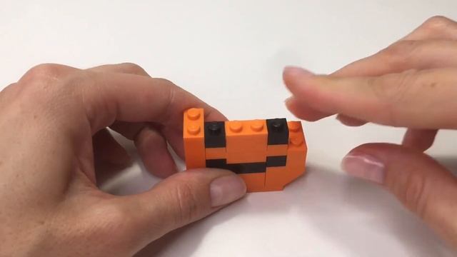 LEGO Halloween Pumpkin Tutorial смотреть онлайн