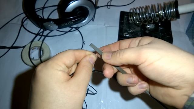 Как спаять провода наушников. смотреть онлайн