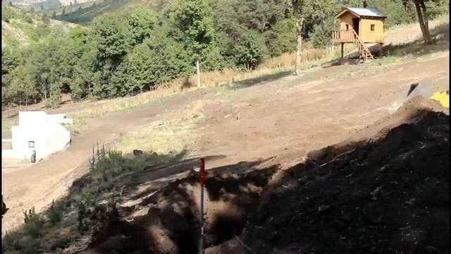 I Dug A Shallow Well For The House... (From Start To Finish!) смотреть онлайн