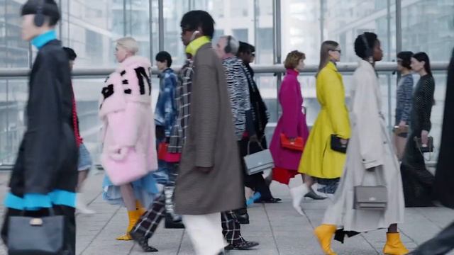 NOTICIAS Y LANZAMIENTOS STREETWEAR (RETRASO NIKE X SACAI ,NUEVAS BALENCIAGA TRACK ,PARRA X NIKE) смотреть онлайн