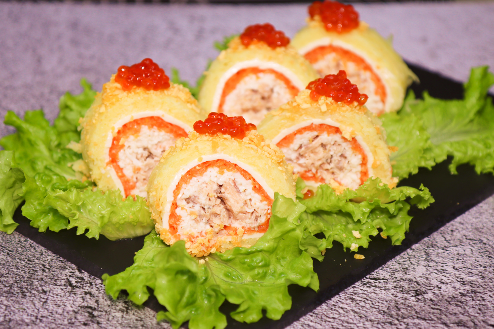 Необычная подача обычных салатов. Гости будут в восторге смотреть онлайн