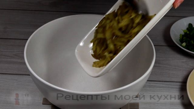 САЛАТ с ПЛАВЛЕНЫМ СЫРОМ за 5 минут. По ВКУСУ как ОЛИВЬЕ, только дешевле смотреть онлайн