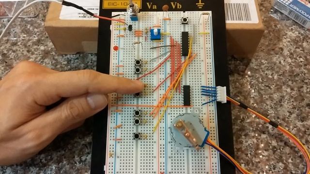 MSP430 Launchpad Project (code and schematics): Button Controlled Stepper Motor on Breadboard смотреть онлайн
