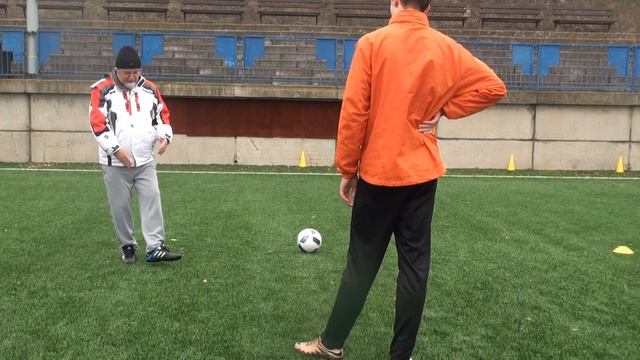 Обучение и совершенствование удара "щёчкой" смотреть онлайн