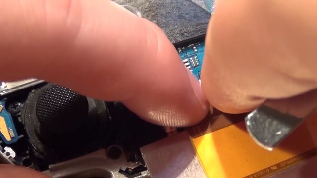 Замена дисплея любимой PSP смотреть онлайн