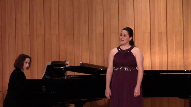 3 Mélodies: Le Chapelier by Erik Satie; Hannah Smith, soprano смотреть онлайн